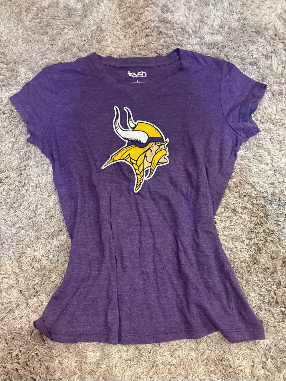 Touch Minnesota Vikings Purple Graphic Tee - Women's large